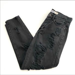 Brandy Melville Boyfriend Jeans